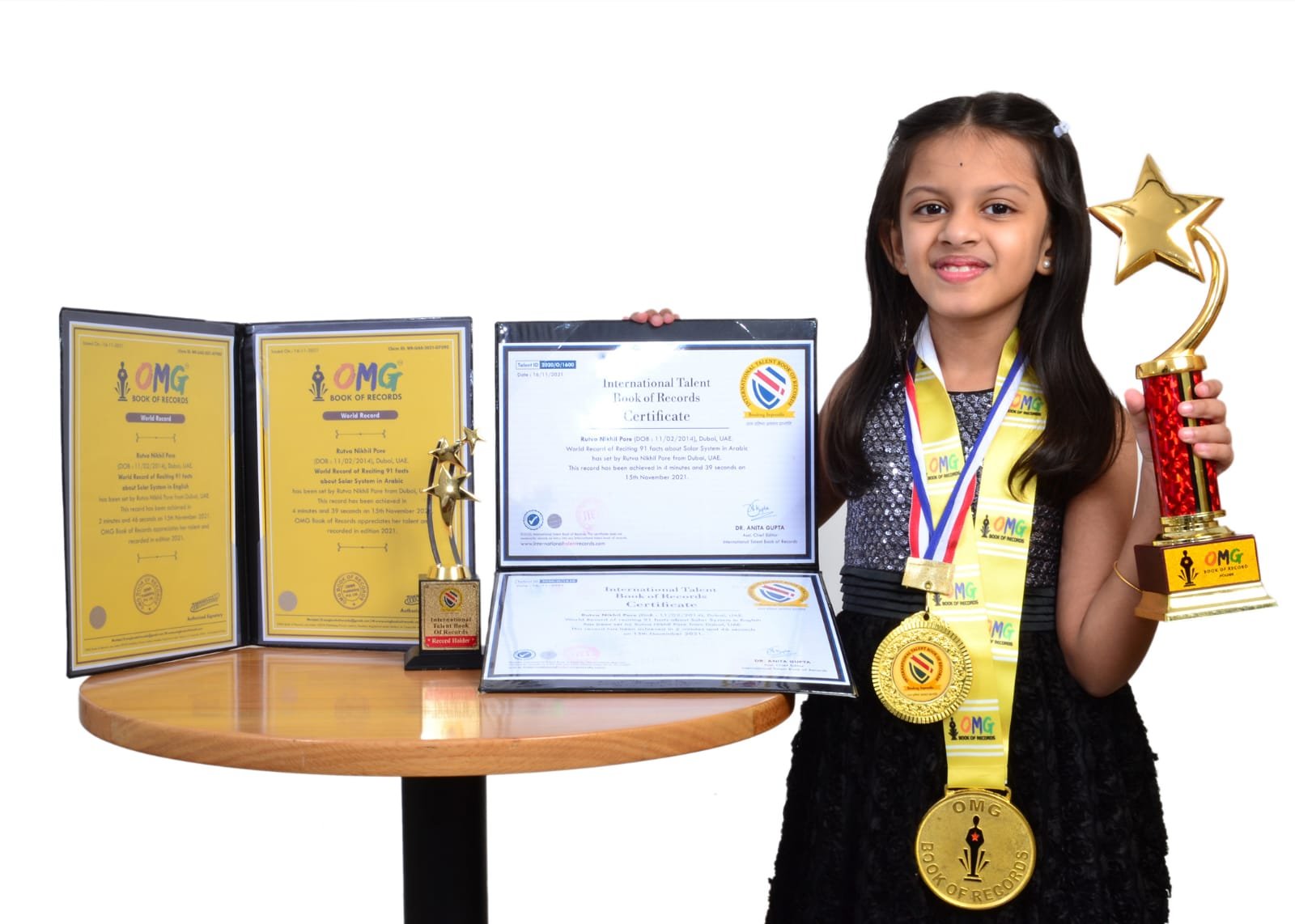 Rutva Pore, a 7-year-old Indian, UAE resident created two World Records in two languages (English and Arabic) in one attempt